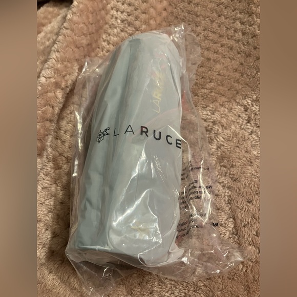 LARUCE Beauty Christine 5 Brush Set & Case - Picture 1 of 1